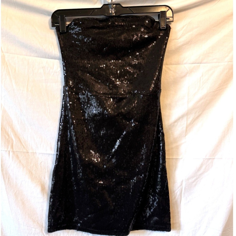 BCBG Max Azaria Sequin Party Mini Dress XS Black Straples Bodycon Homecoming Bar
